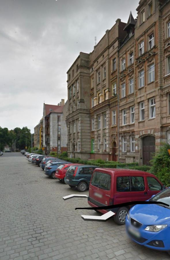 Apartament Delux 2 Legnica ul. Kominka 16 Appartamento Esterno foto